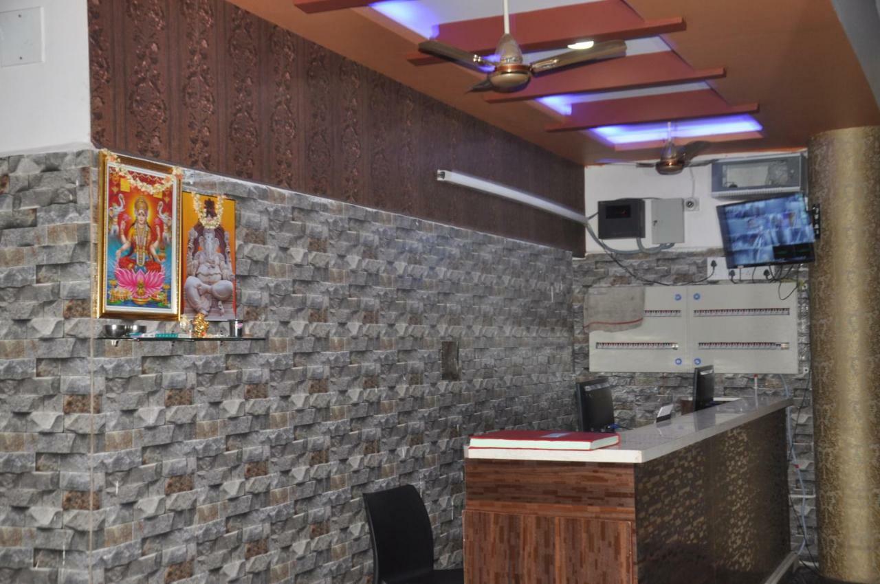 Blue Crystal Lodge Shimoga Exterior foto